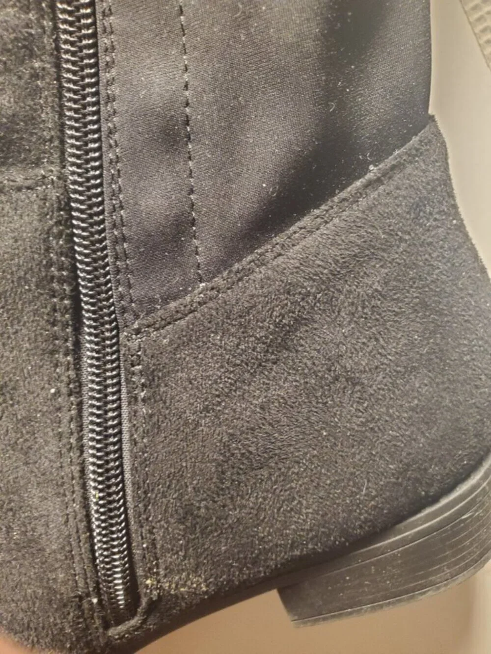 Women's Over-the-Knee Black Boots Size 9 Stretch Back Riding Style